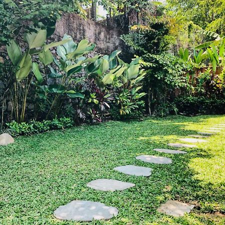 Batu Alam Villa Batubulan  Екстериор снимка